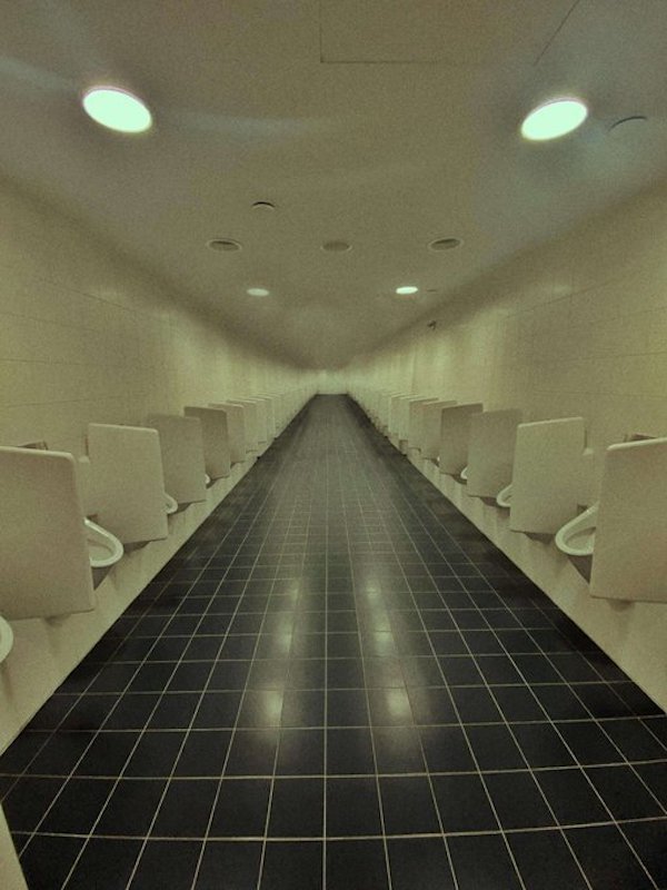Awful Restrooms (27 pics)