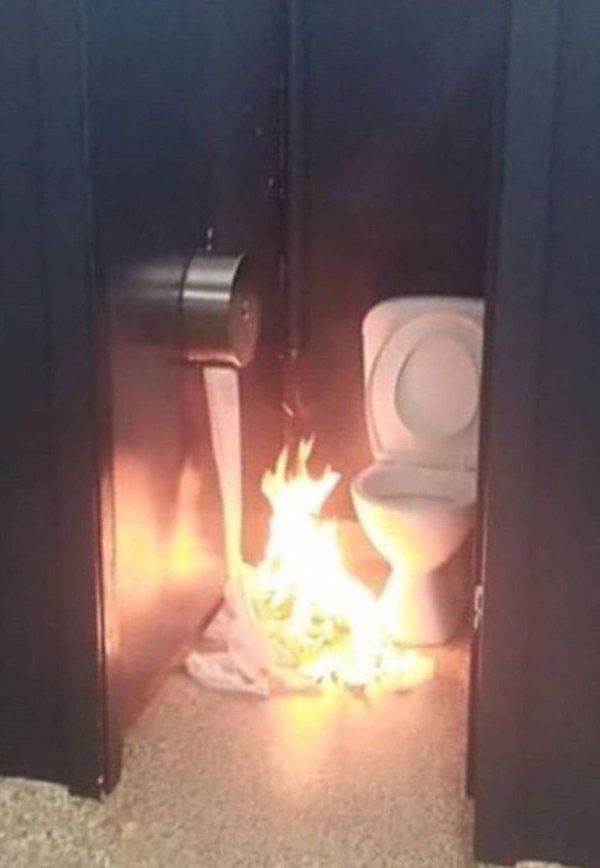 Awful Restrooms (27 pics)
