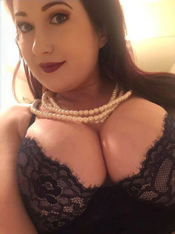 Hot Girls (45 pics)