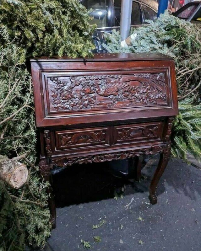 Cool Free Finds On The Street (25 pics)