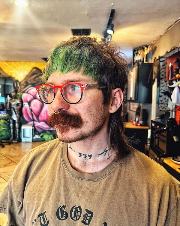 Awful Haircuts (24 pics)