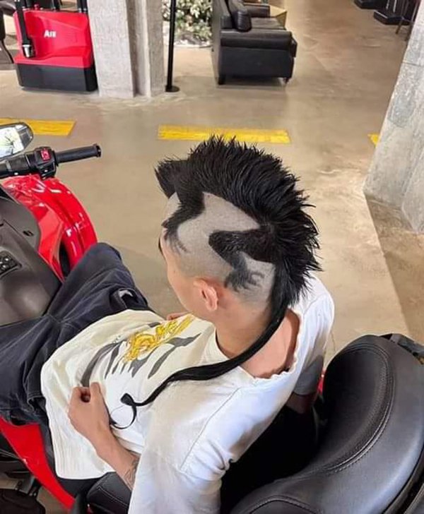 Awful Haircuts (24 pics)