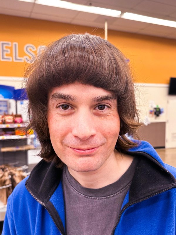 Awful Haircuts (24 pics)