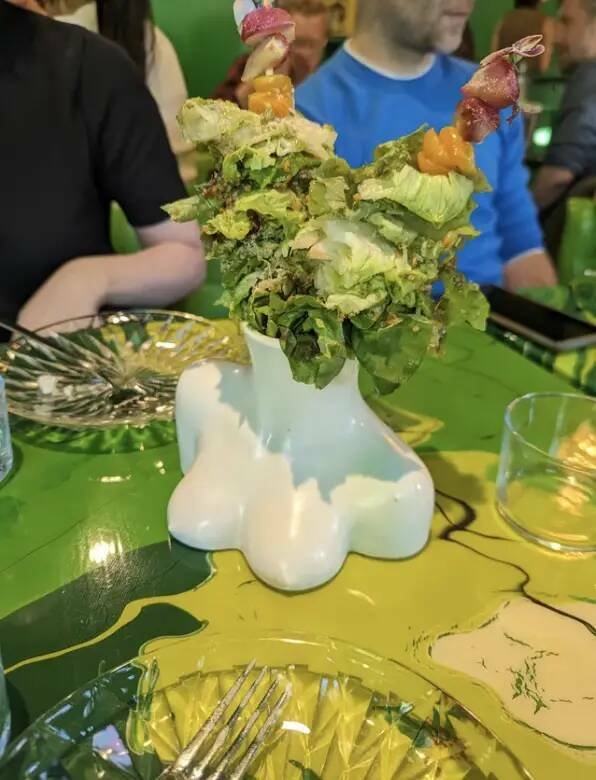 Weird Restaurant Dishes (15 pics)