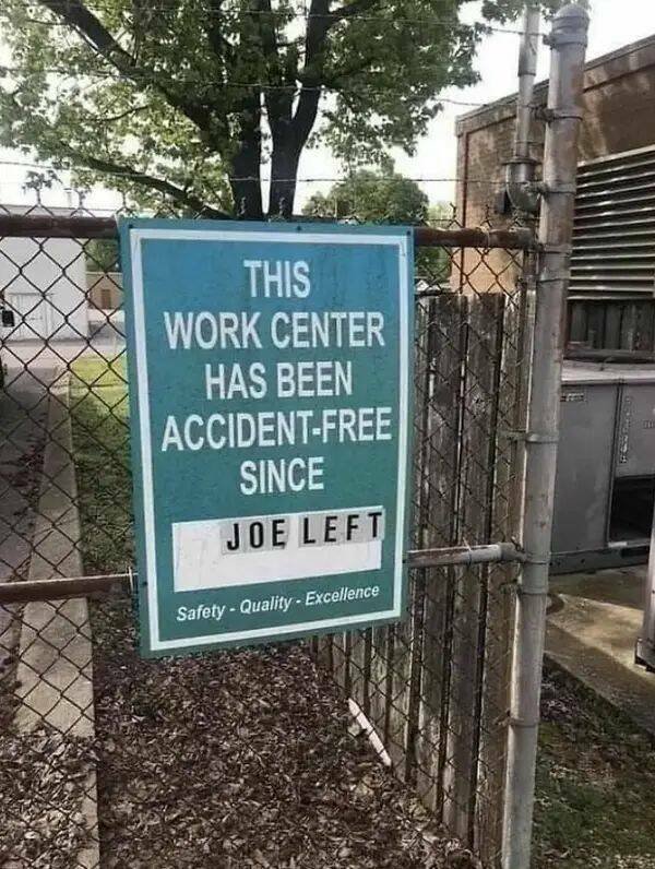 Funny Signs (13 pics)