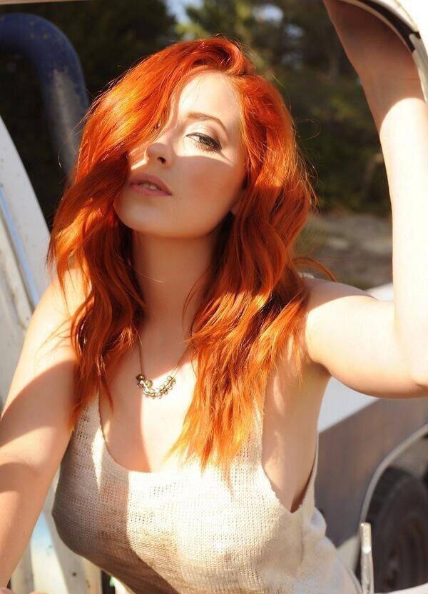 Redhead Girls (33 pics)