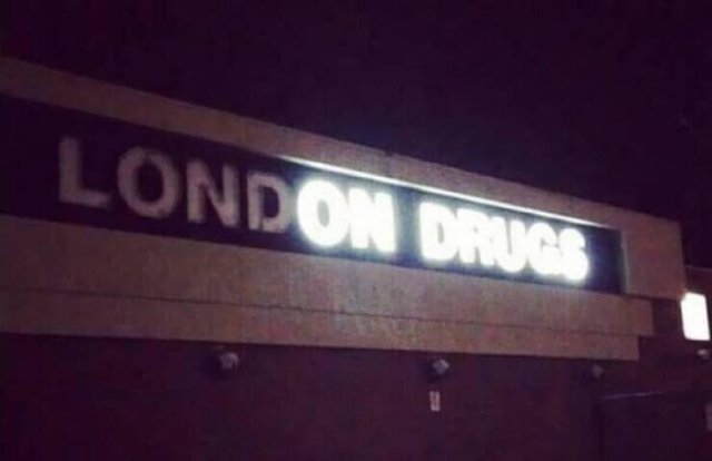 Failed Neon Signs (20 pics)