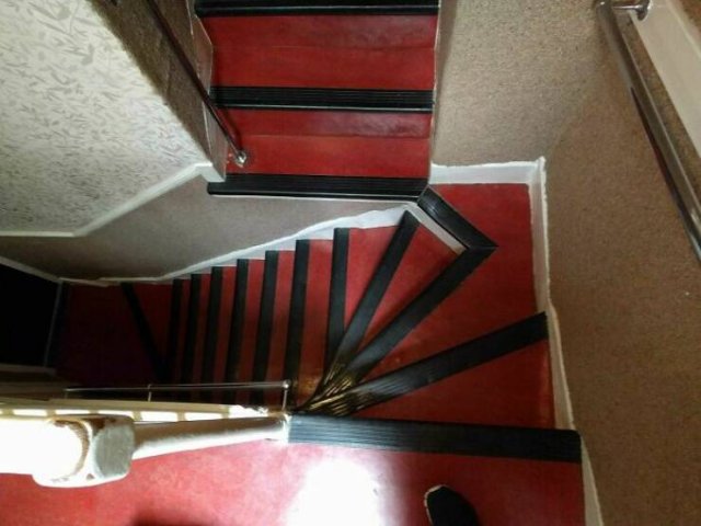 Weird Staircases (25 pics)