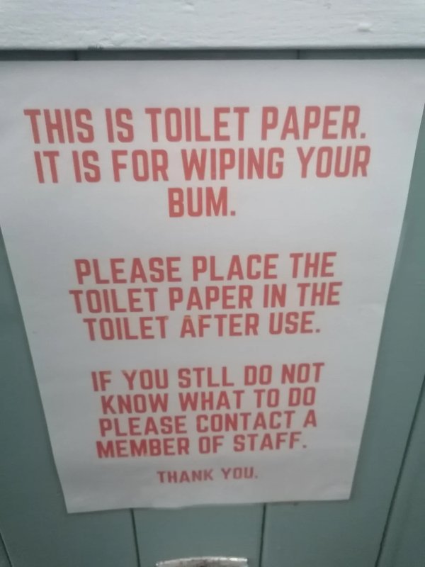 Passive-Aggressive Signs (19 pics)