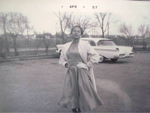 People Share Beautiful Photos From The Past (21 pics)