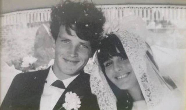 People Share Beautiful Photos From The Past (21 pics)