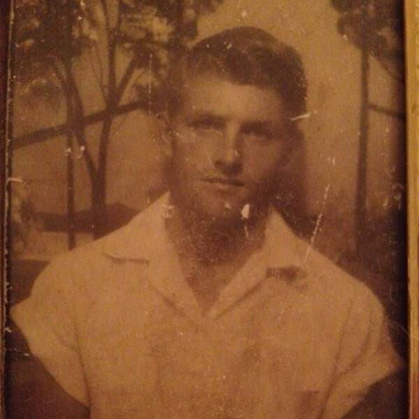 People Share Beautiful Photos From The Past (21 pics)