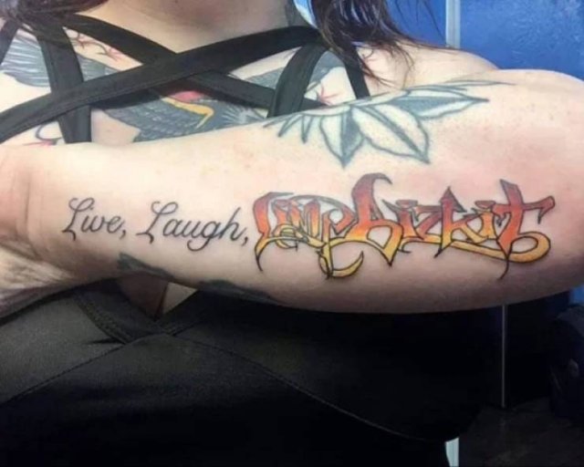 Terrible Tattoos (23 pics)