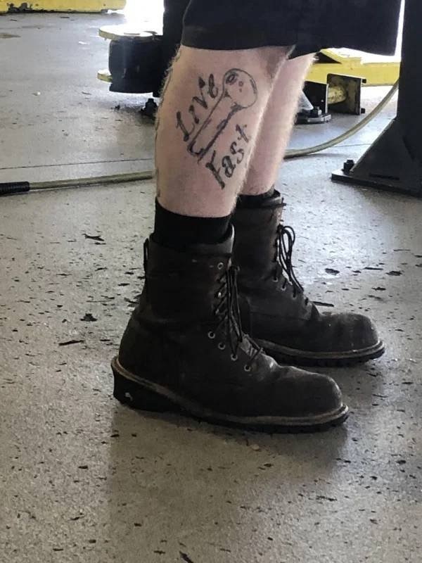 Terrible Tattoos (23 pics)