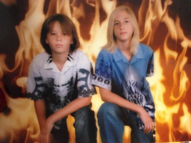 People Share Their Awkward And Funny Retro Photos (23 pics)