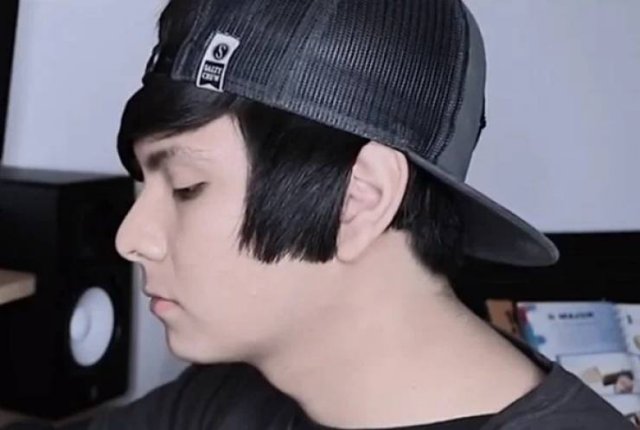 Awful Haircuts (30 pics)