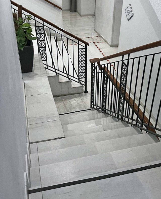 Failed Stair Design (25 pics)