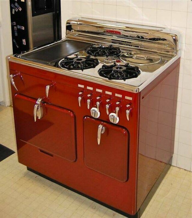 Cool Vintage Kitchens (25 pics)