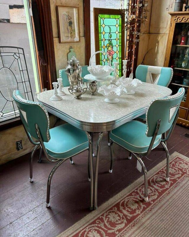 Cool Vintage Kitchens (25 pics)