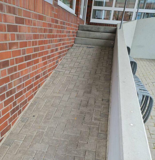 Failed Stair Design (25 pics)