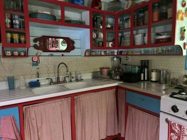 Cool Vintage Kitchens (25 pics)