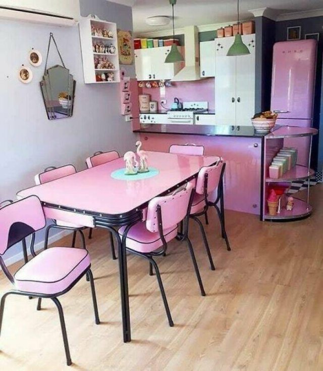 Cool Vintage Kitchens (25 pics)