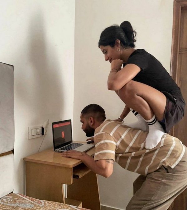 What Is Going On Here? (35 pics)