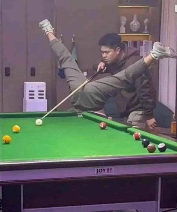 What Is Going On Here? (35 pics)