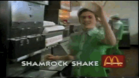 Fast Food Workers Reveal Which Products You Shouldn't Buy (15 gifs) Fast Food Workers Reveal Which Products You Shouldn't Buy (15 gifs)