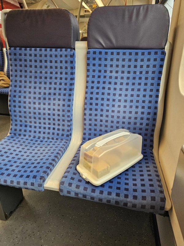 Bad Days Happen (17 pics)