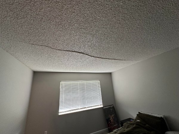 Bad Days Happen (17 pics)