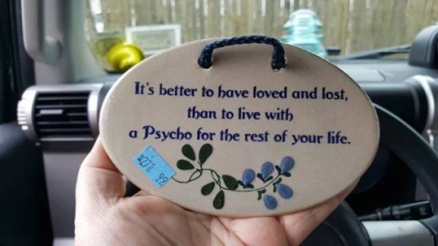Weird Finds In Thrift Shops (26 pics)