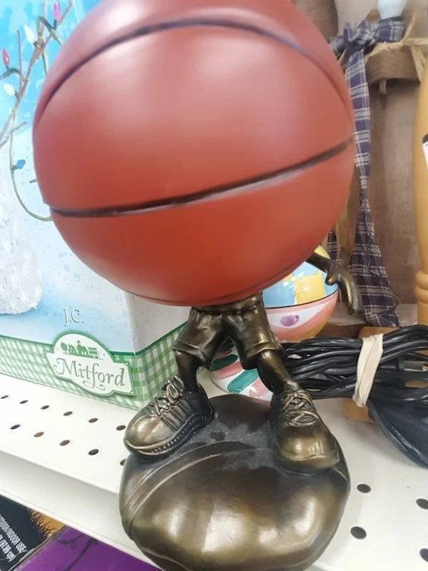 Weird Finds In Thrift Shops (26 pics)