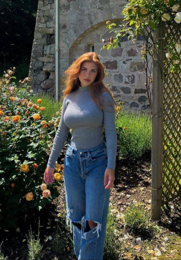Redhead Girls (33 pics)