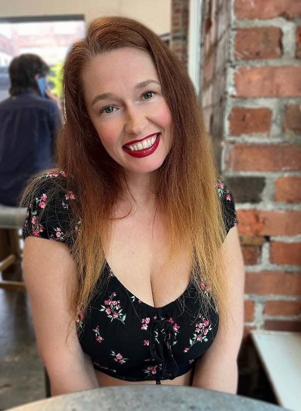 Redhead Girls (33 pics)