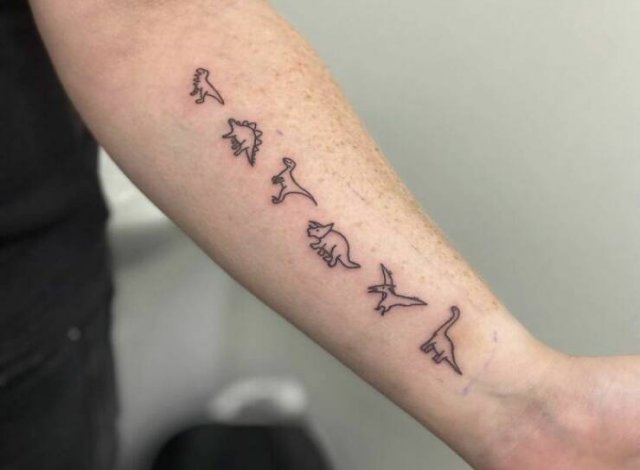 Cool Tattoos For Dinosaur Lovers (23 pics)