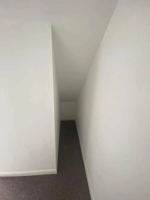 What Is Going On Here? (24 pics)