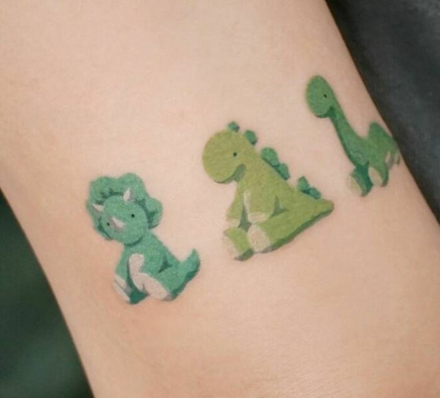 Cool Tattoos For Dinosaur Lovers (23 pics)