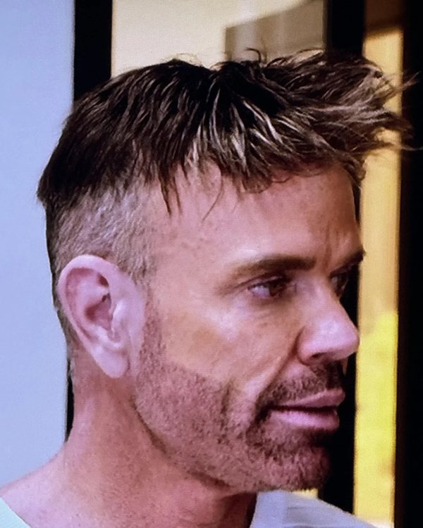 Terrible Haircuts (22 pics)
