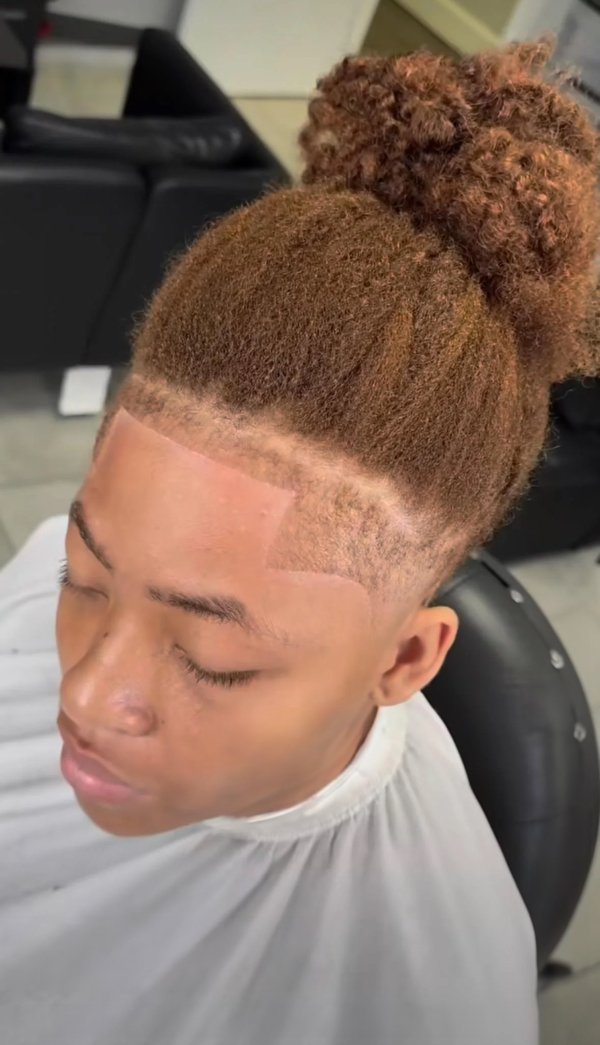 Terrible Haircuts (22 pics)