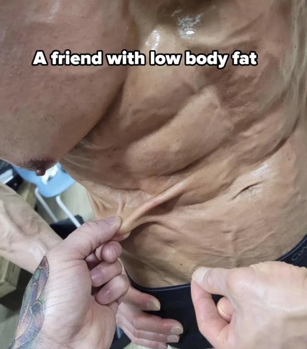 People With Weird Body Features (19 pics)