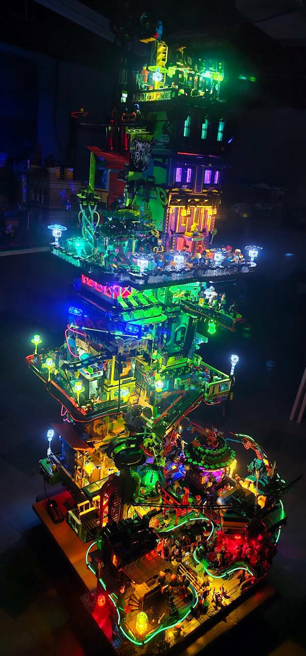 Cool ''LEGO'' Constructions (23 pics)
