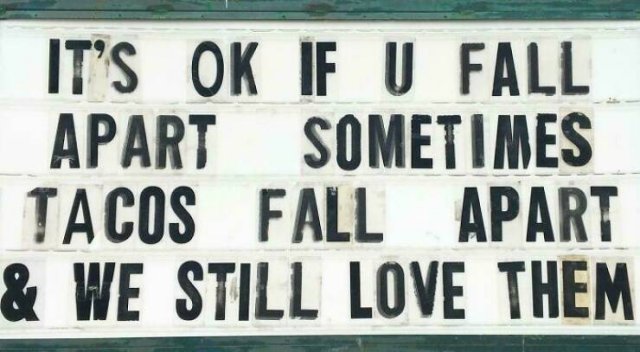 Funny Signs (21 pics)