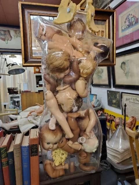 Finds In Thrift Shops (30 pics)