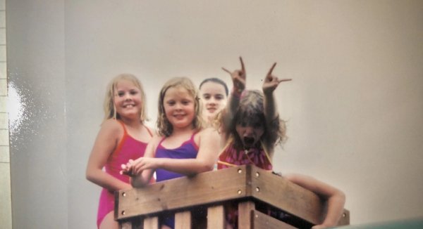 People Share Their Awkward Photos From The Past (23 pics)
