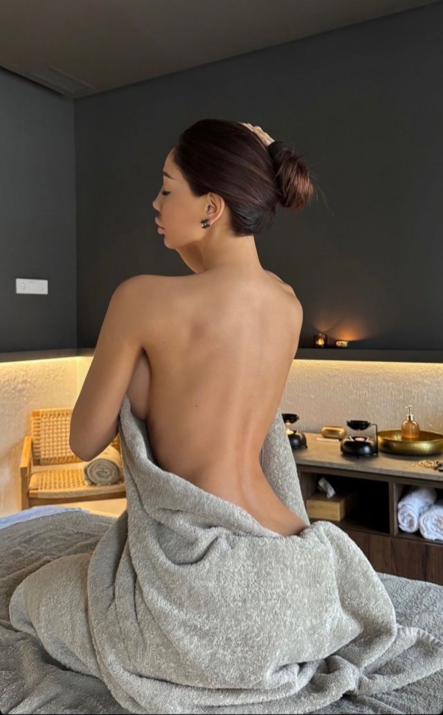 Side View (28 pics)