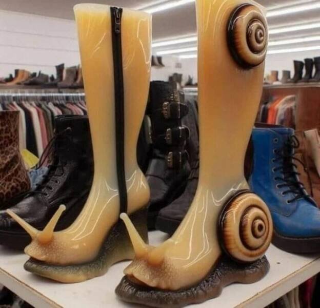 Weird And Awful Shoes (26 pics)