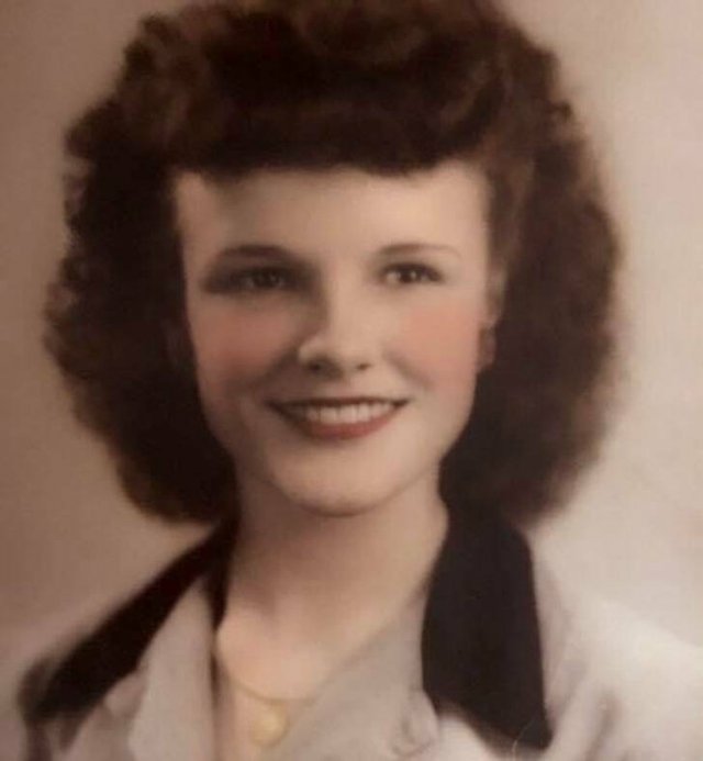 People Share Cool Photos From The Past (18 pics)