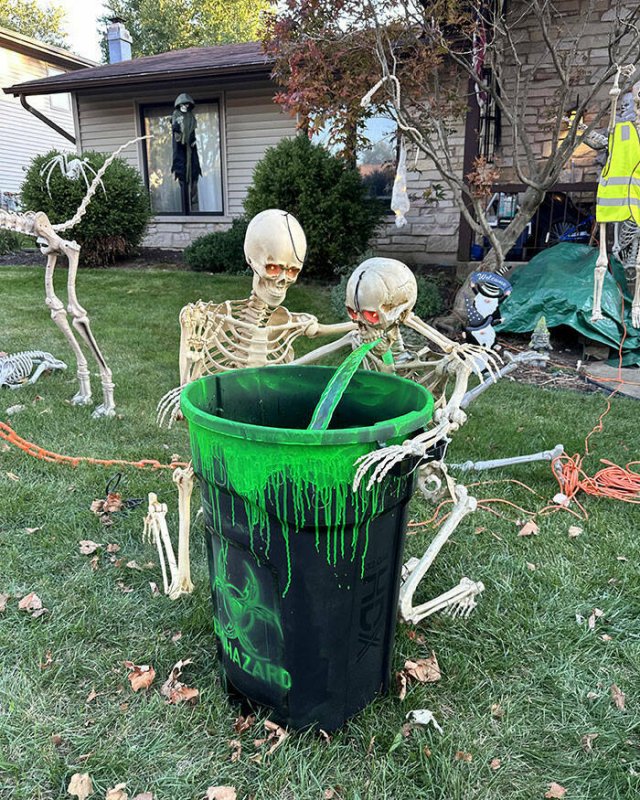 Epic Halloween Decorations (25 pics)