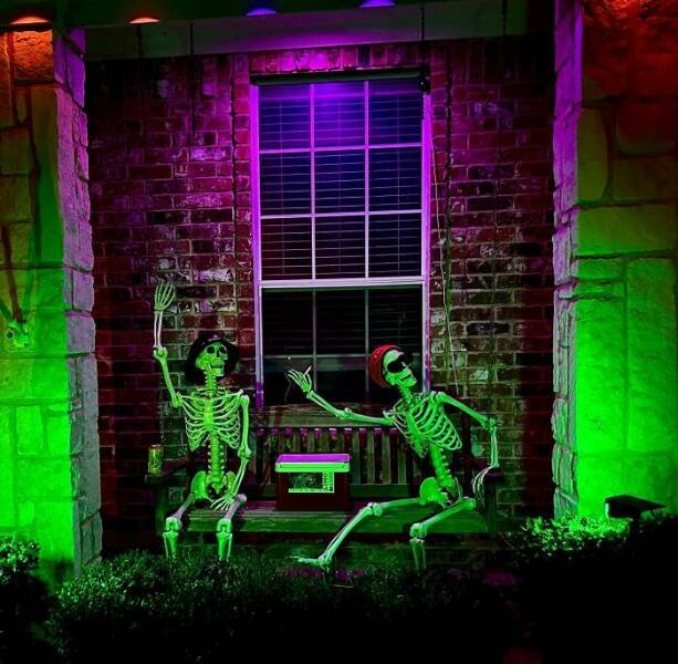 Epic Halloween Decorations (25 pics)